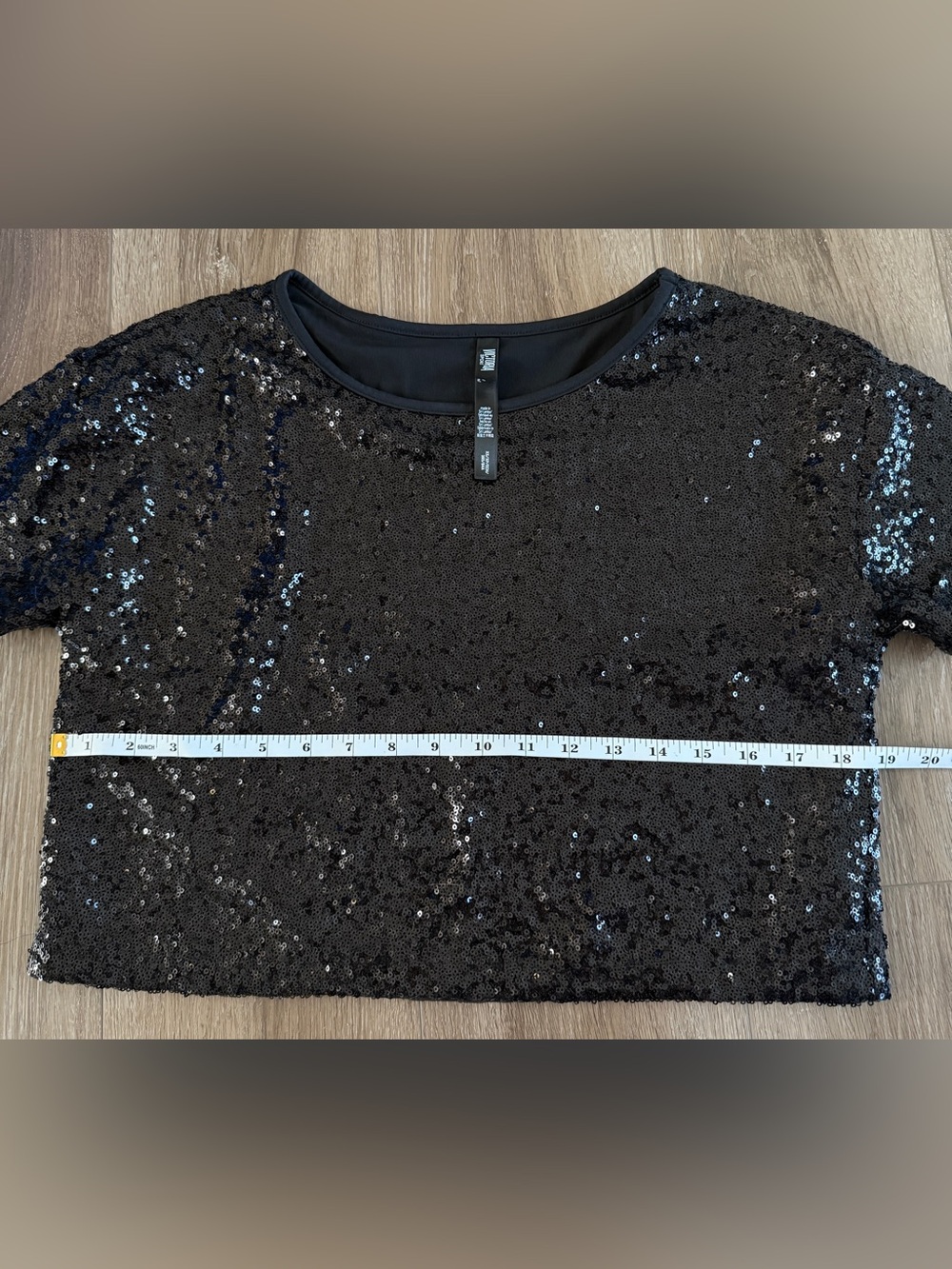 Victoria's Secret Black Sequin Knit Cropped Short Sleeve Crop Top Women's XS - Picture 4 of 5